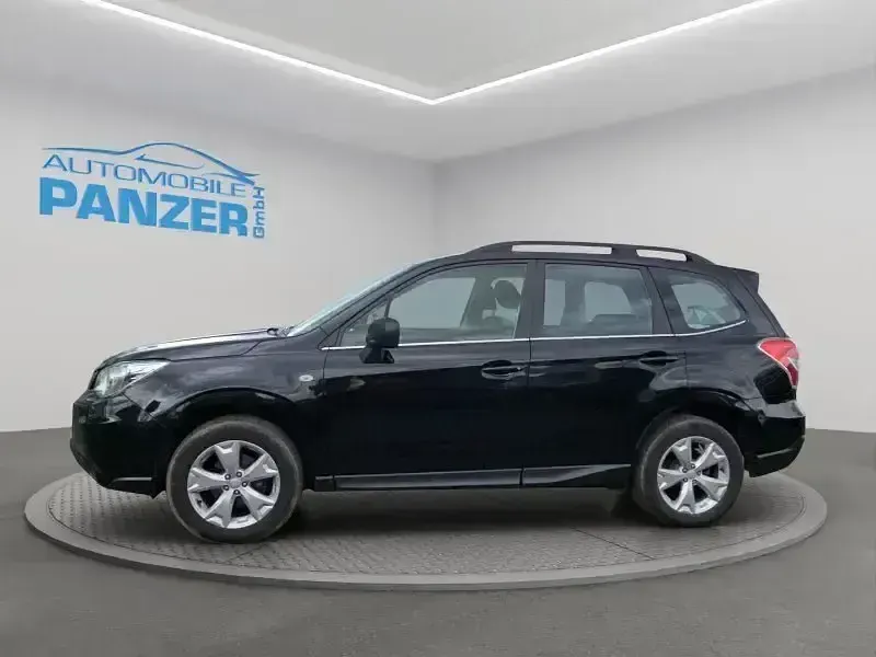 Second-hand Subaru Forester Active 147 CP (108 kW) 2015 Negru SUV