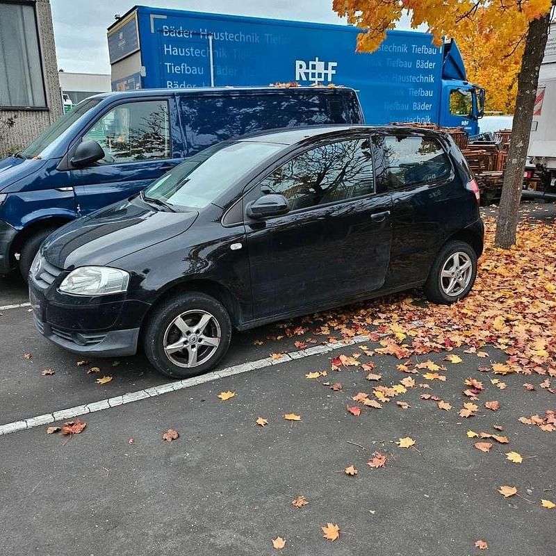 Schwarz Gebraucht 2007 VW Fox Basis Kleinwagen | 250 € (Superpreis) - Bild 1/4
