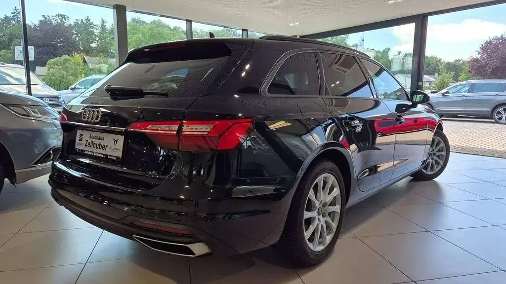 Gebraucht Audi A4 Performance 150 PS (110 kW) 2022 Schwarz Kombi