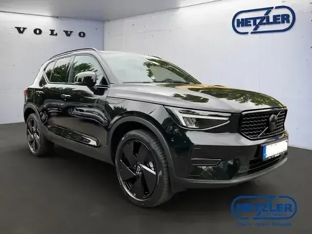 Usata Volvo XC40 Plus 163 CV (119 kW) 2025 Nero SUV