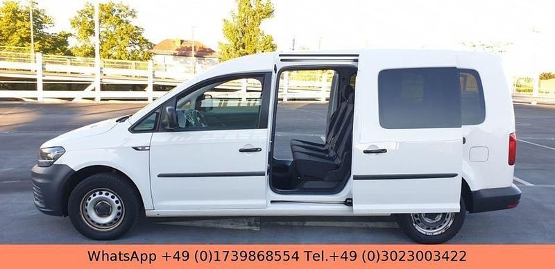Weiß Gebraucht 2016 VW Caddy Maxi Van / Kleinbus | 12.200 € (Teuer) - Bild 1/4