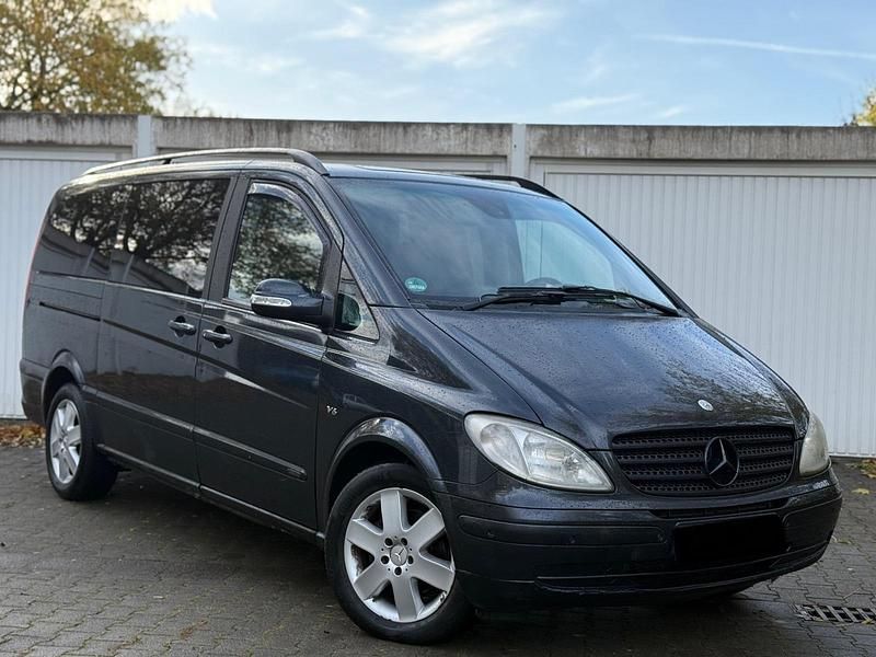 Schwarz Gebraucht 2007 Mercedes Viano Van / Kleinbus | 6.800 € (Superpreis) - Bild 1/4