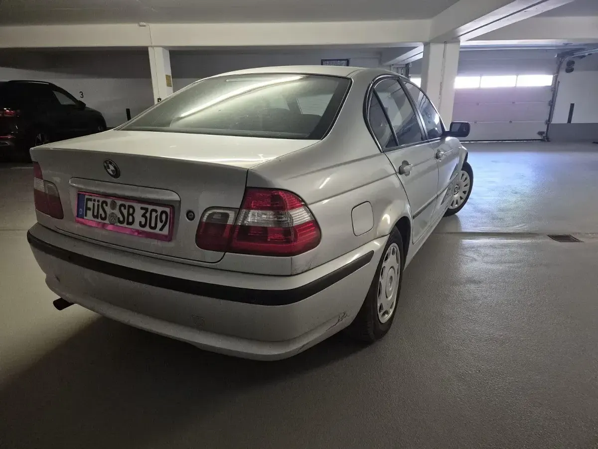 Gebraucht BMW 316 116 PS (85 kW) 2003 Silber Limousine
