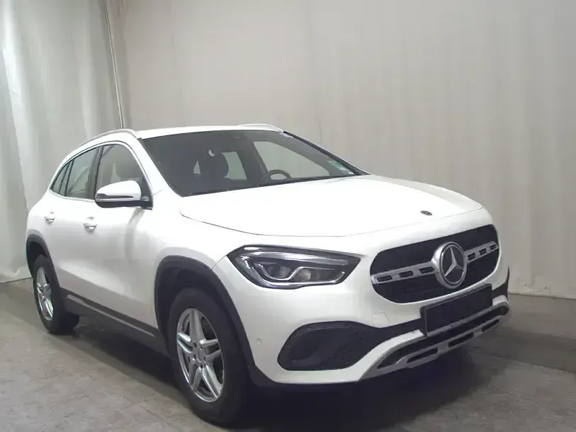 Gebraucht Mercedes GLA220 Progressive 190 PS (139 kW) 2021 Weiss SUV