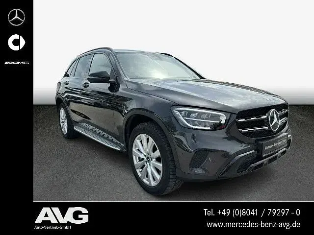 Gebraucht Mercedes GLC300e 320 PS (235 kW) 2021 SUV
