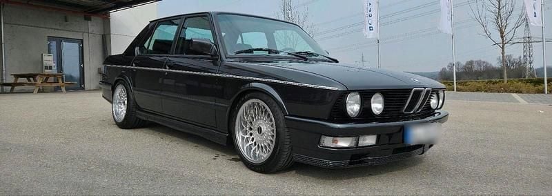 Gebraucht BMW M535 186 PS (136 kW) 1987 Schwarz Limousine