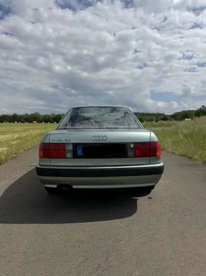 Gebraucht Audi 80 90 PS (66 kW) 1992 Andere farben Limousine