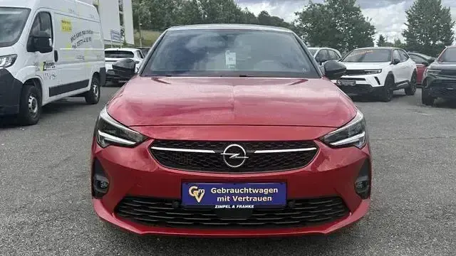 Gebraucht Opel Corsa 101 PS (74 kW) 2022 Chili rot (metallic) (metallic) Kleinwagen