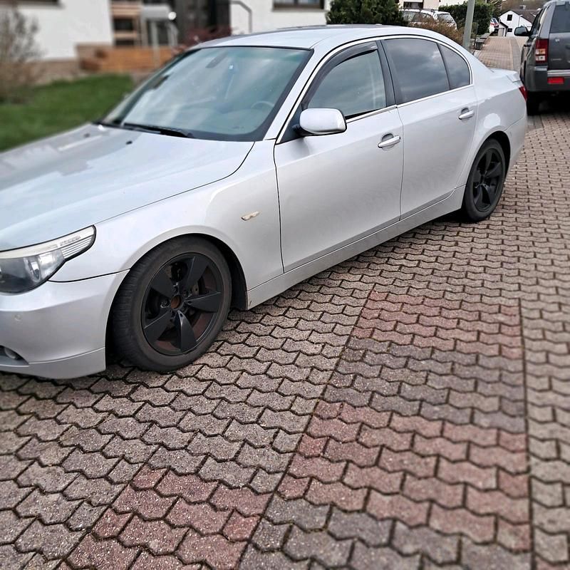 Usata BMW 525 2005 Argento Berlina
