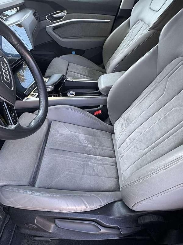 Gebraucht Audi e-tron S-Line 230 kW (313 PS) 2021 Blau SUV