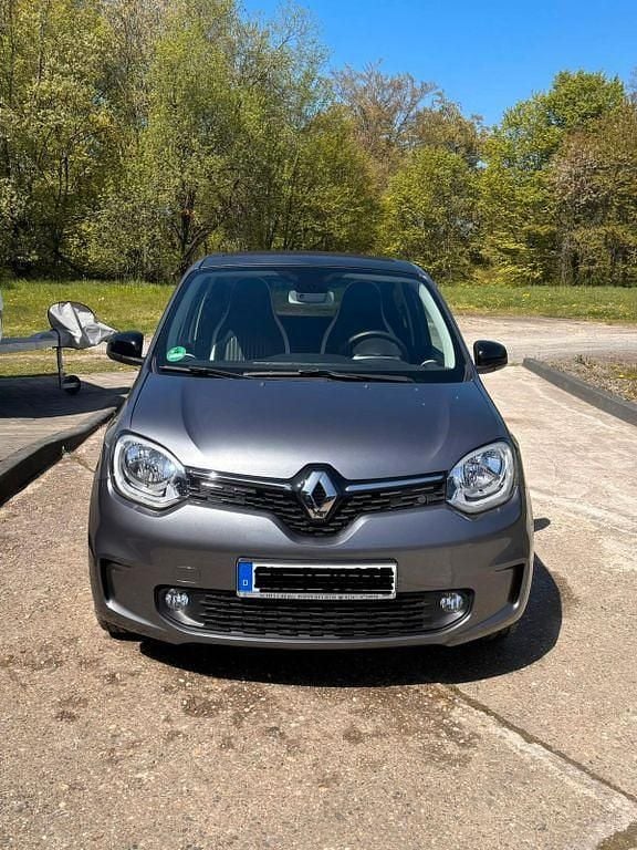 Second-hand Renault Twingo Techno 60 kW (82 CP) 2023 Gri Hatchback