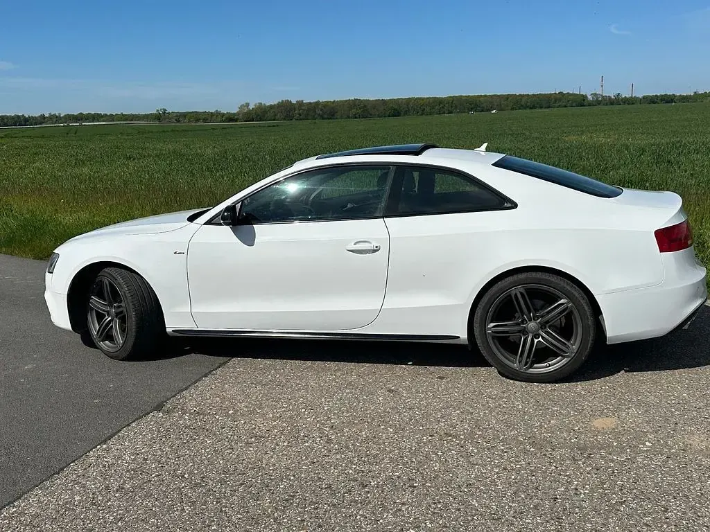 Usata Audi A5 Competition 170 CV (125 kW) 2013 Bianco Coupé