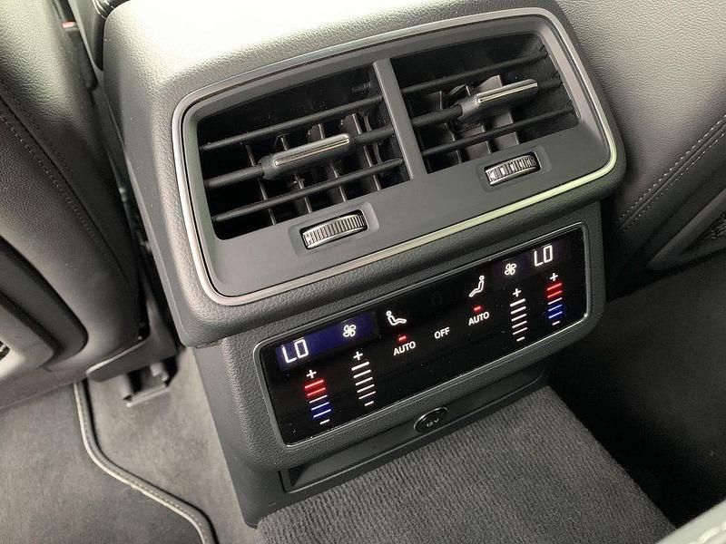 Gebraucht Audi A6 S-Line 340 PS (250 kW) 2019 Firmamentblau metallic Kombi