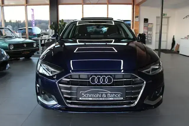 Używany Audi A4 Advanced 204 KM (150 kW) 2022 Niebieski Kombi
