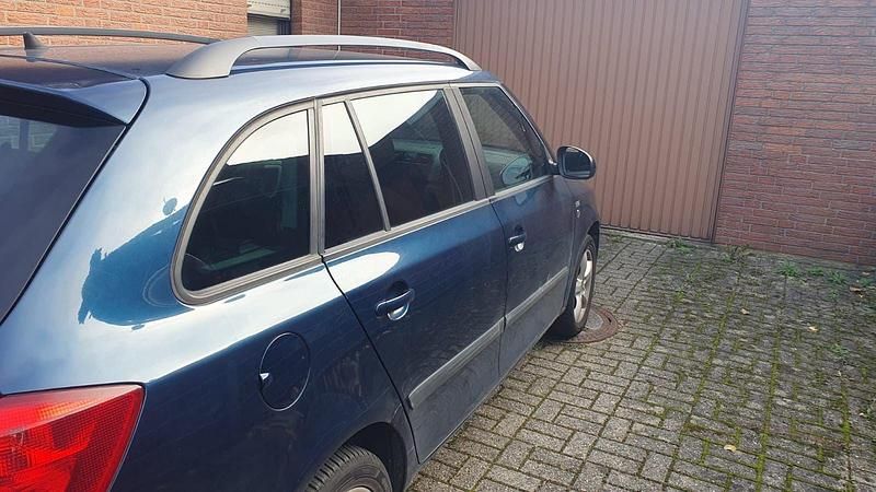 Gebraucht 2012 Skoda Fabia Kombi | 2.500 € (Fairer Preis) - Bild 1/4