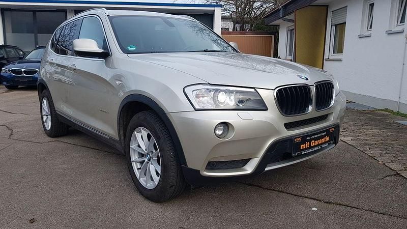 Silber Gebraucht 2011 BMW X3 xLine SUV | 11.485 € (Fairer Preis) - Bild 1/4