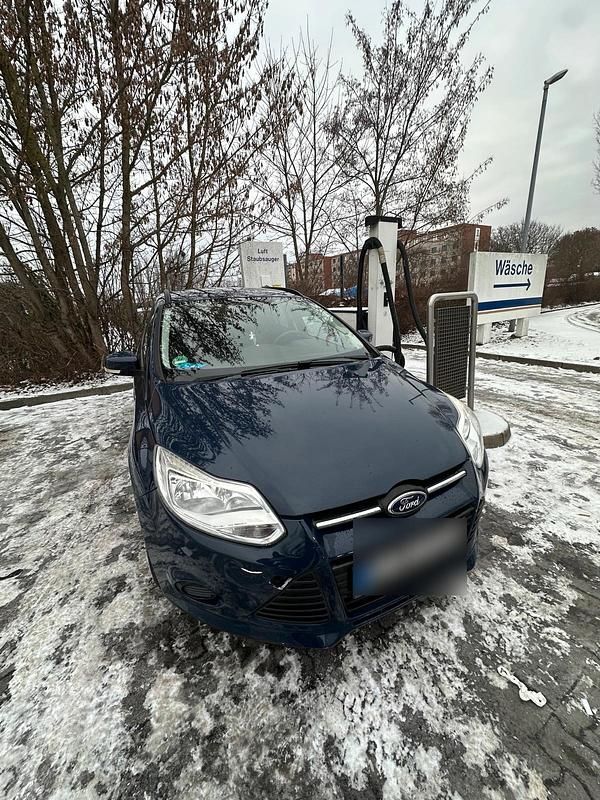 Second-hand Ford Focus 125 CP (91 kW) 2012 Albastru Break