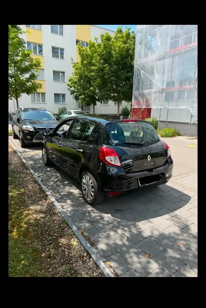 Gebraucht Renault Clio II 2010 Schwarz Limousine