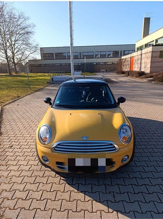 Gelb Gebraucht 2007 Mini Cooper D Kleinwagen | 4.100 € (Fairer Preis) - Bild 1/4
