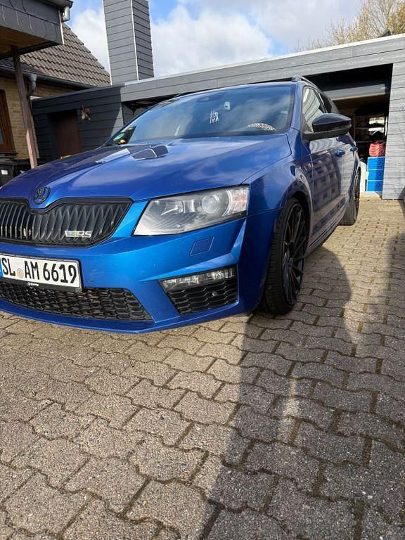 Gebraucht Skoda Octavia RS 220 PS (161 kW) 2015 Blau Kleinwagen