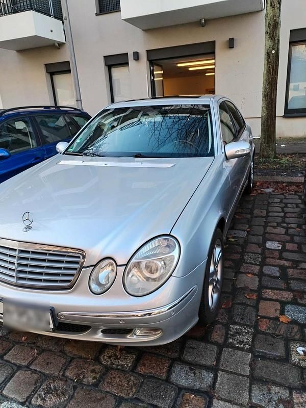 Gebraucht Mercedes E280 180 PS (132 kW) 2005 Grau Limousine