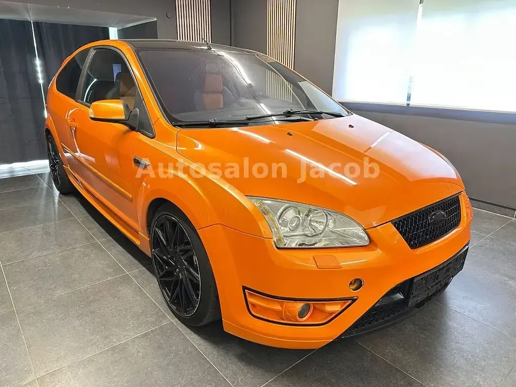 Gebraucht Ford Focus ST 226 PS (166 kW) 2006 Orange Limousine