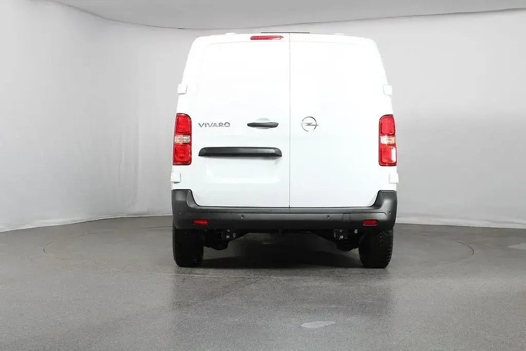 Neu Opel Vivaro-e Combi 120 PS (88 kW) 2026 Kaolinweiß Van / Kleinbus