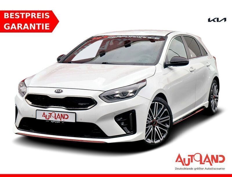 Weiß Gebraucht 2021 Kia Ceed GT 2 Limousine | 24.950 € (Fairer Preis) - Bild 1/4