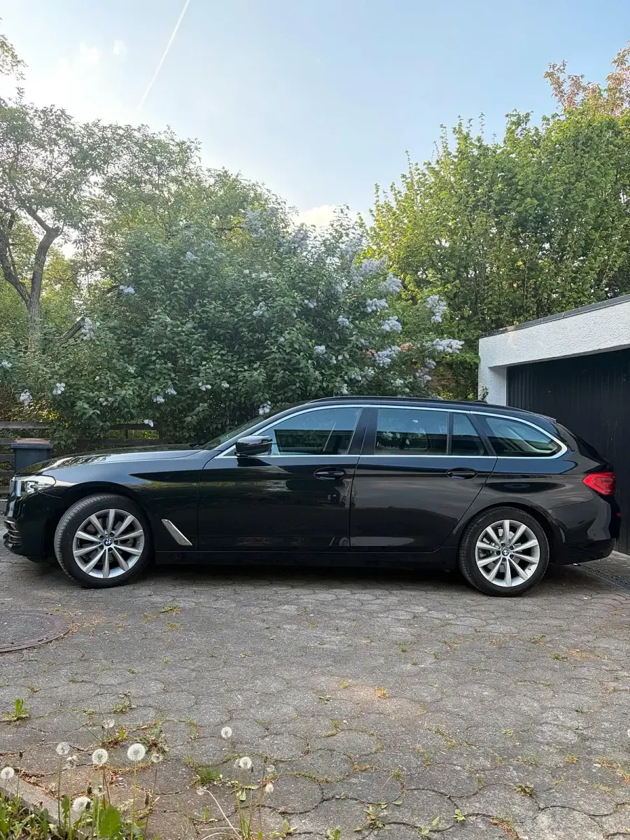 Gebraucht BMW 520 190 PS (139 kW) 2019 Schwarz Kombi