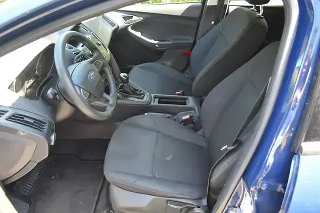 Gebraucht Ford Focus Cool & Sound Edition 101 PS (74 kW) 2015 Andere Limousine