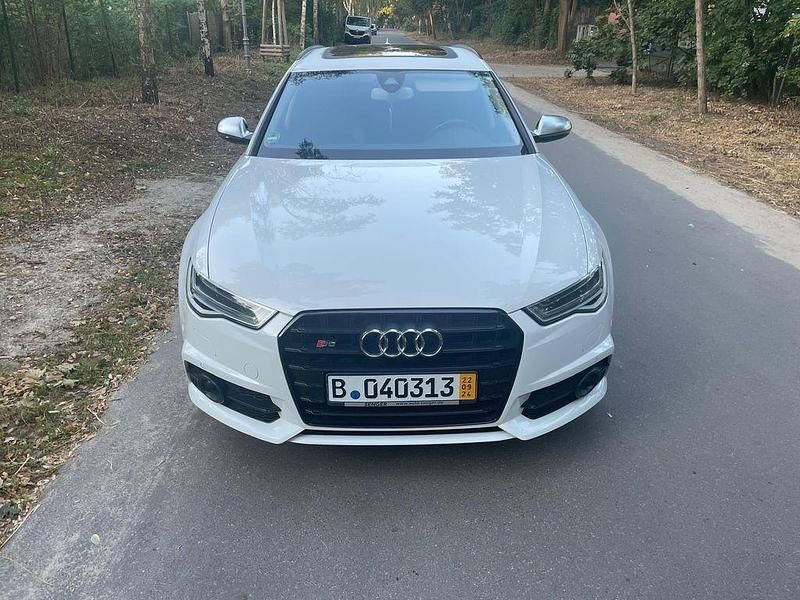 Weiß Gebraucht 2019 Audi S6 Sport Kombi | 38.000 € - Bild 1/4