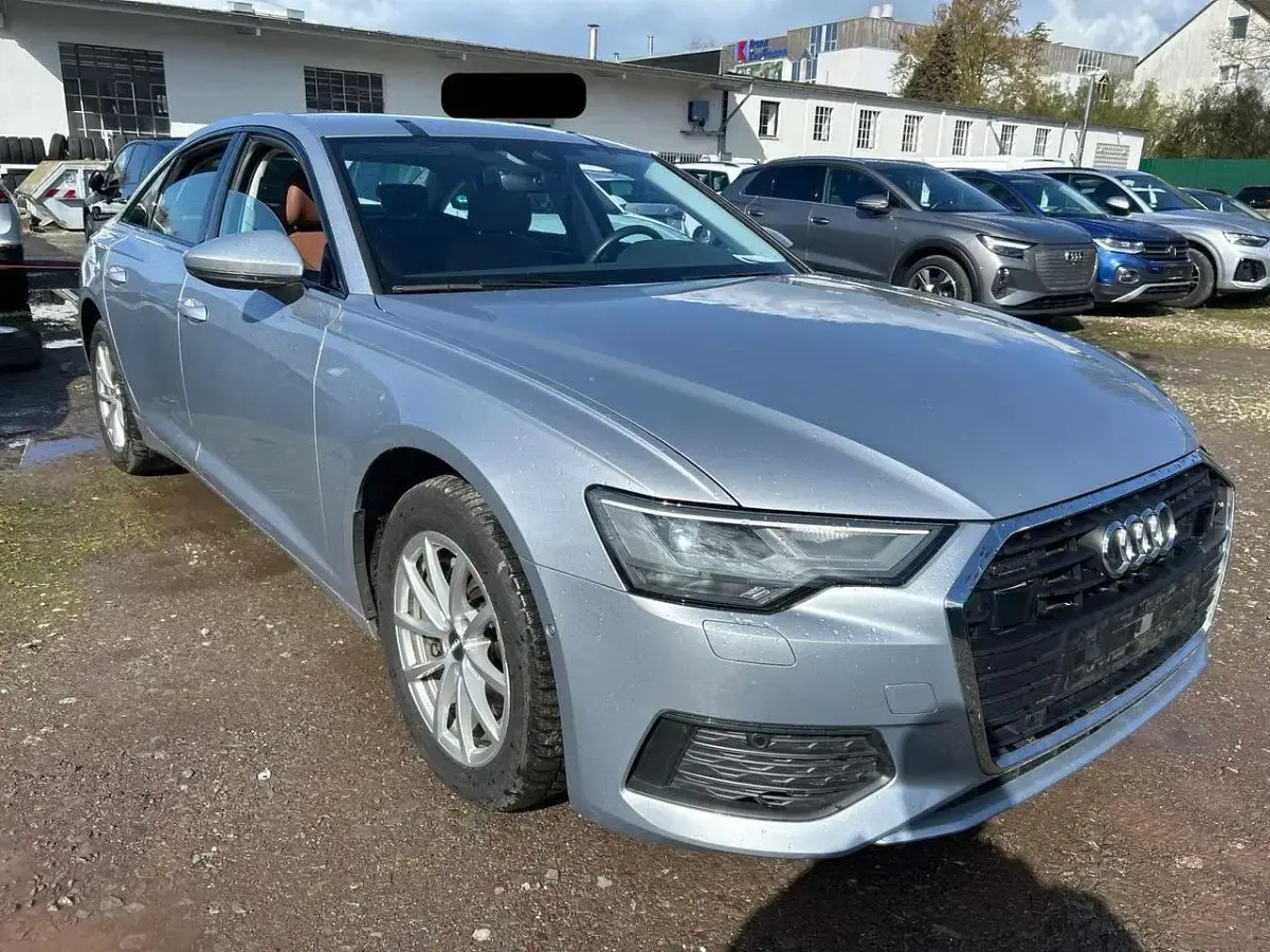 Gebraucht Audi A6 Ambiente 245 PS (180 kW) 2022 Florettsilber Kombi