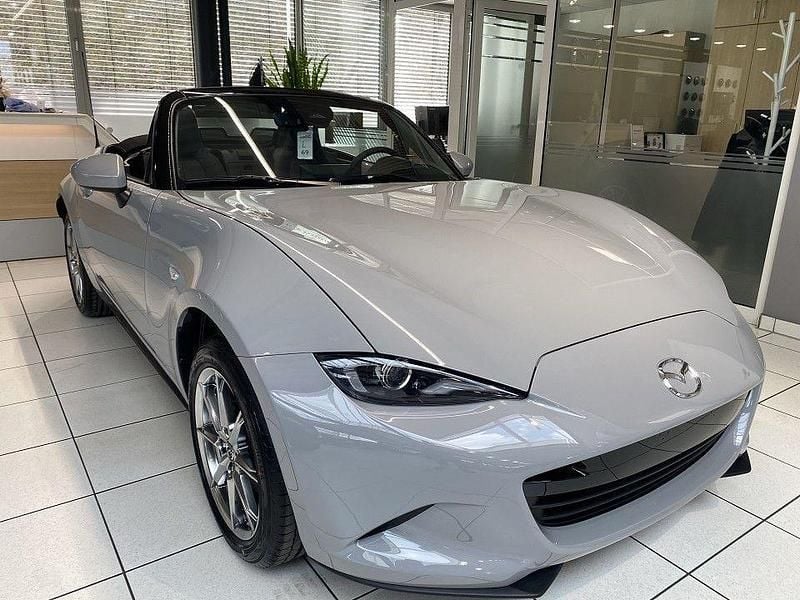 Neu Mazda MX5 132 PS (97 kW) 2026 Aero gray m Cabrio