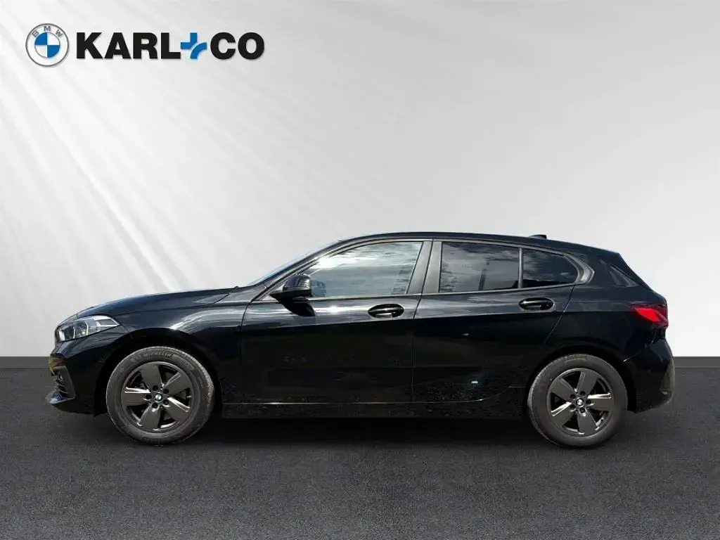 Gebraucht BMW 118 Advantage 150 PS (110 kW) 2023 Schwarz Limousine