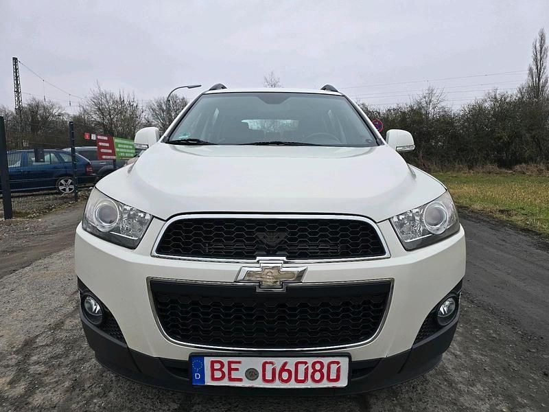 Gebraucht Chevrolet Captiva 163 PS (119 kW) 2011 Weiß SUV