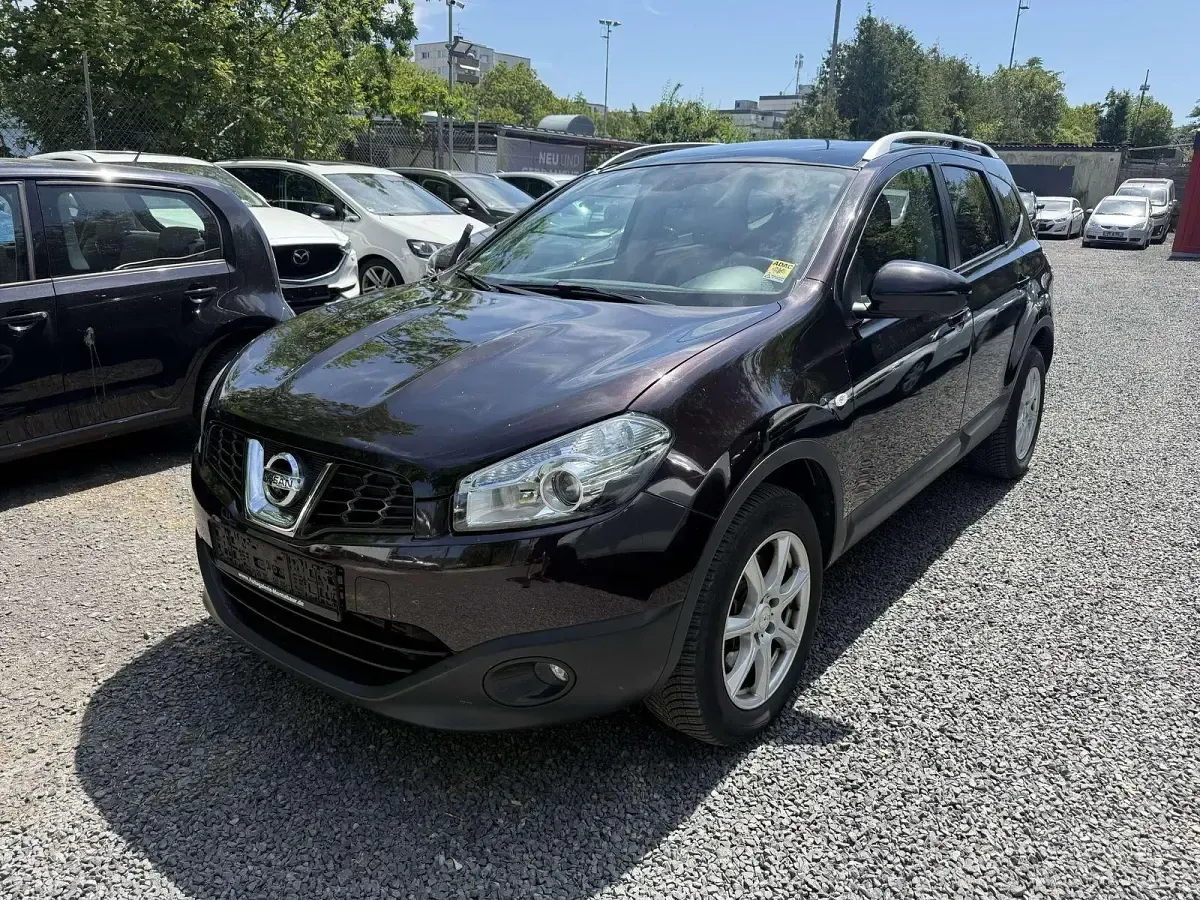 Gebraucht Nissan Qashqai +2 I-Way 131 PS (96 kW) 2012 Violet SUV