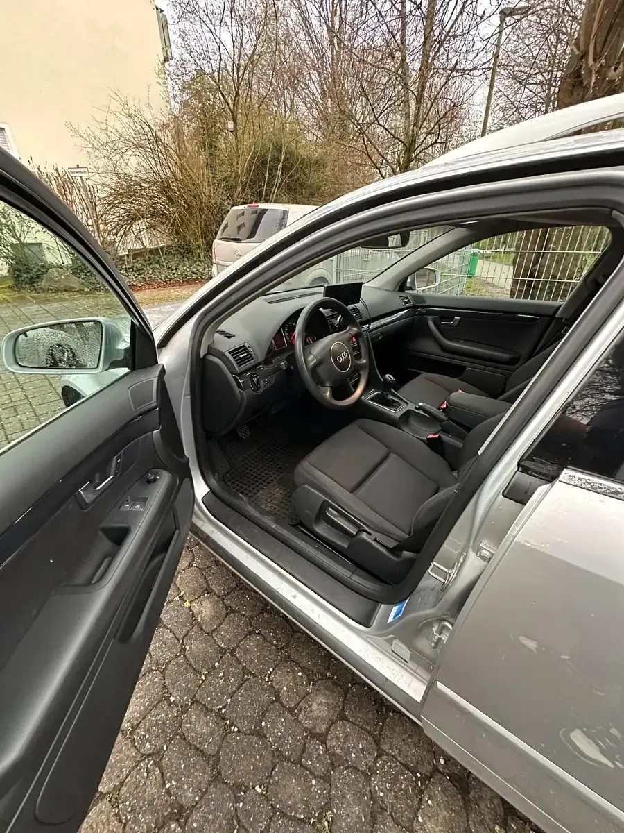 Gebraucht Audi A4 130 PS (95 kW) 2005 Silber Kombi