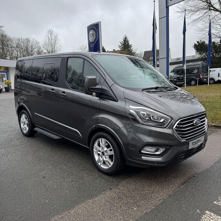 Gebraucht Ford Tourneo Titanium X 185 PS (136 kW) 2020 Grau Van / Kleinbus