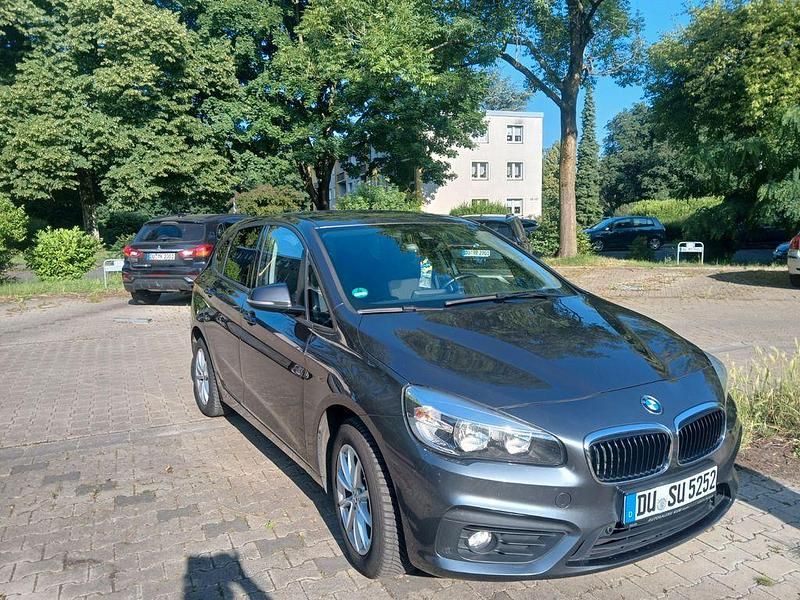 Gebraucht 2017 BMW 218 Active Tourer Van / Kleinbus | 9.900 € (Fairer Preis) - Bild 1/4