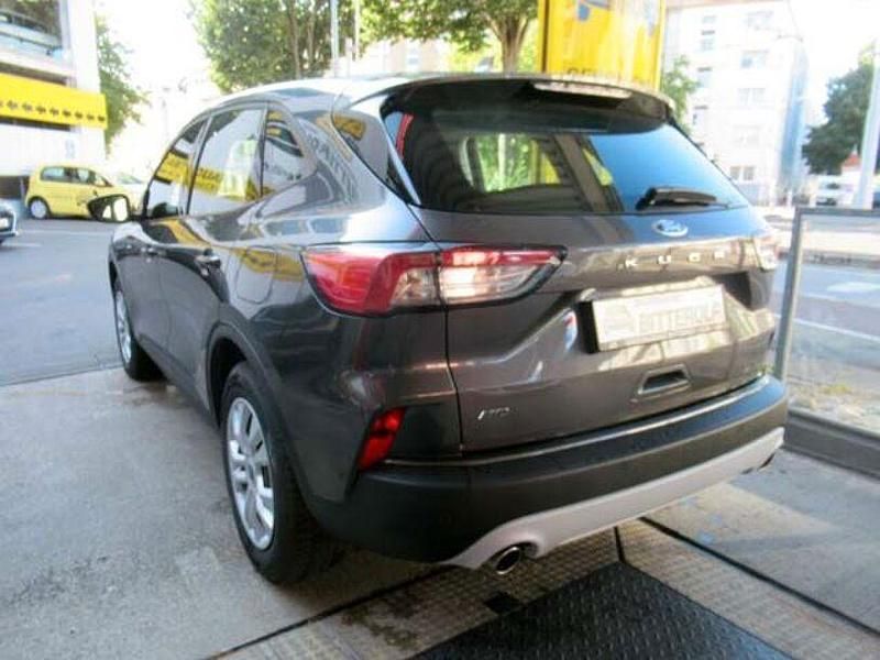 Gebraucht Ford Kuga 190 PS (139 kW) 2021 Grau SUV