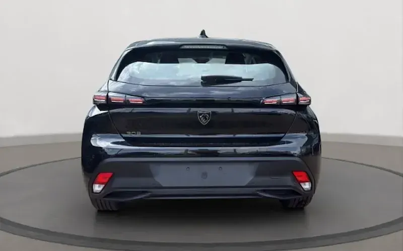 Neu Peugeot 308 Style 145 PS (106 kW) 2025 Schwarz Limousine