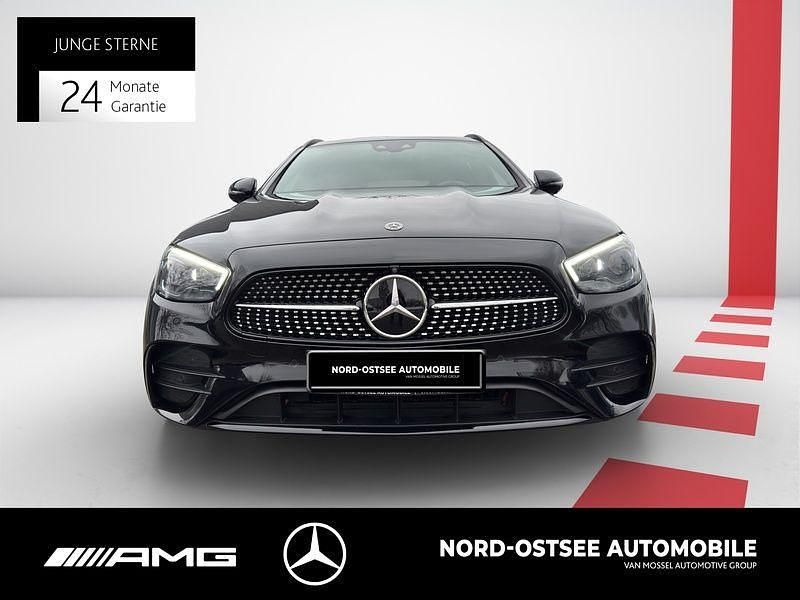 Gebraucht Mercedes E400 AMG 330 PS (242 kW) 2023 Metalliclack obsidianschwarz Kombi