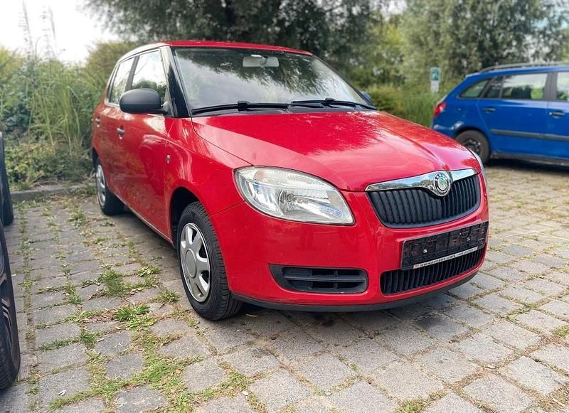 Rot Gebraucht 2007 Skoda Fabia Limousine | 1.350 € (Superpreis) - Bild 1/4