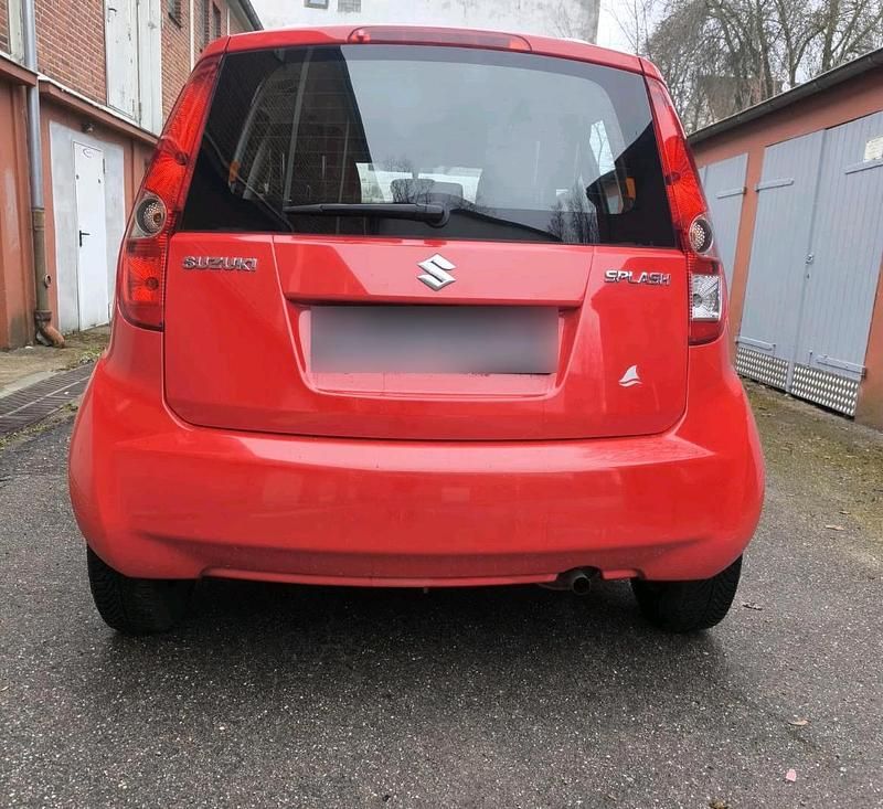 Gebraucht Suzuki Splash 65 PS (47 kW) 2010 Rot Kleinwagen