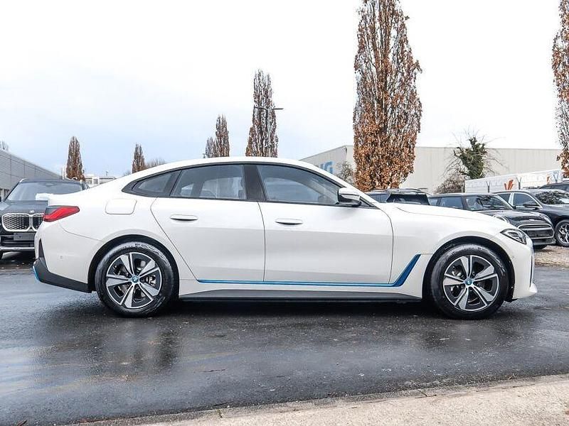 Gebraucht BMW i4 Sport Line 250 kW (340 PS) 2022 Weiß Limousine