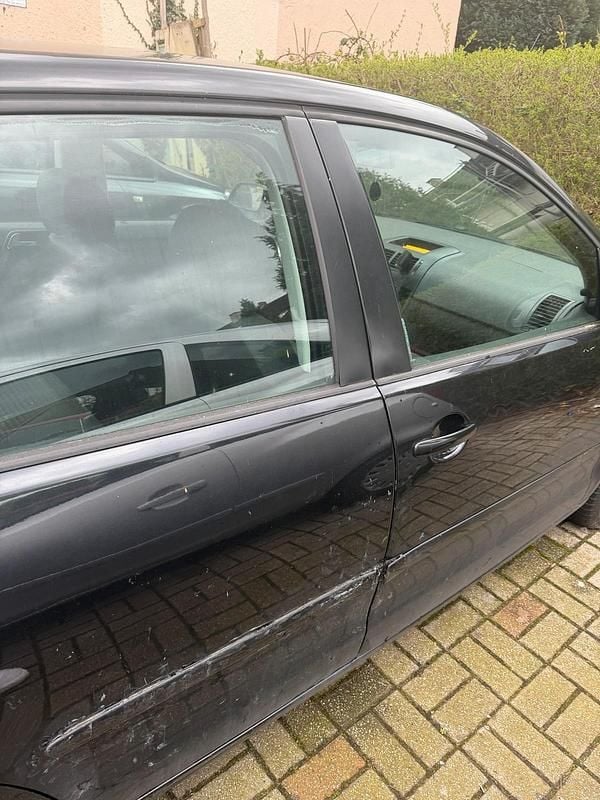 Gebraucht VW Polo 65 PS (47 kW) 2005 Schwarz Kleinwagen