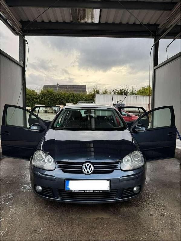 Blau Gebraucht 2006 VW Golf V Goal Limousine | 2.000 € (Superpreis) - Bild 1/4