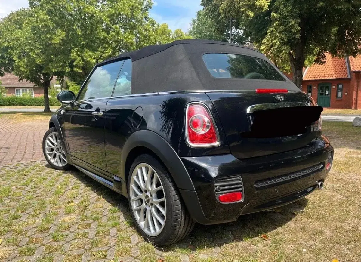 Gebraucht Mini Cooper Cabriolet 122 PS (89 kW) 2012 Schwarz Cabrio