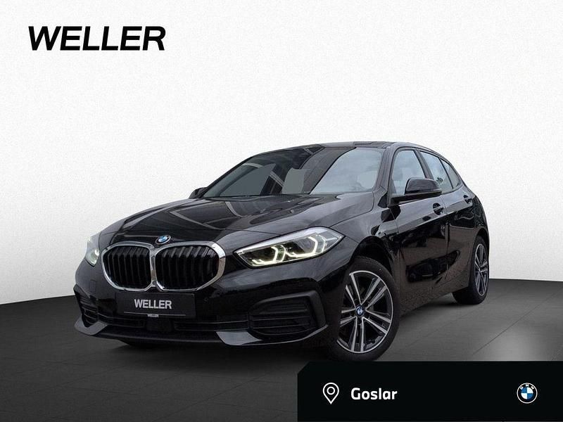 Schwarz (schwarz) Gebraucht 2023 BMW 118 Advantage Kleinwagen | 21.990 € (Guter Preis) - Bild 1/4