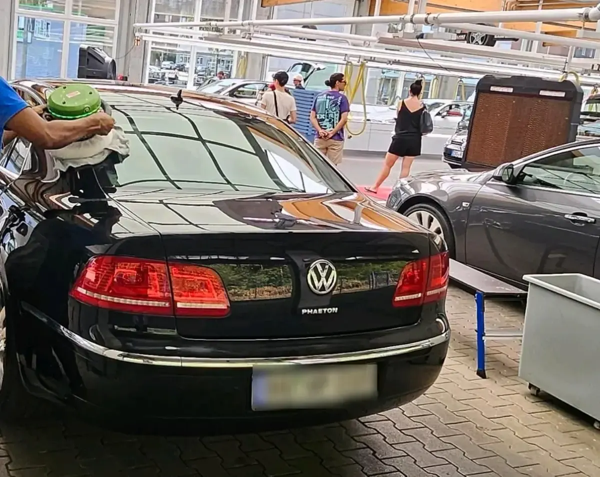 Gebraucht VW Phaeton 240 PS (176 kW) 2011 Limousine